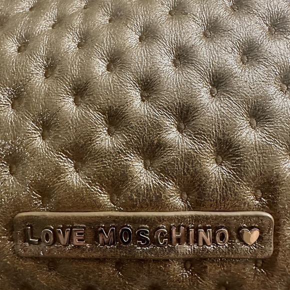 Love Moschino Metallic Gold Shoulder Bag RARE Perfect for a Wedding Party - Picture 14 of 15